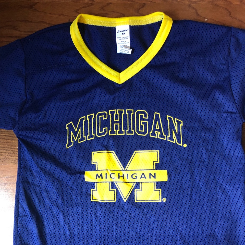 Boys university Michigan football jersey size med